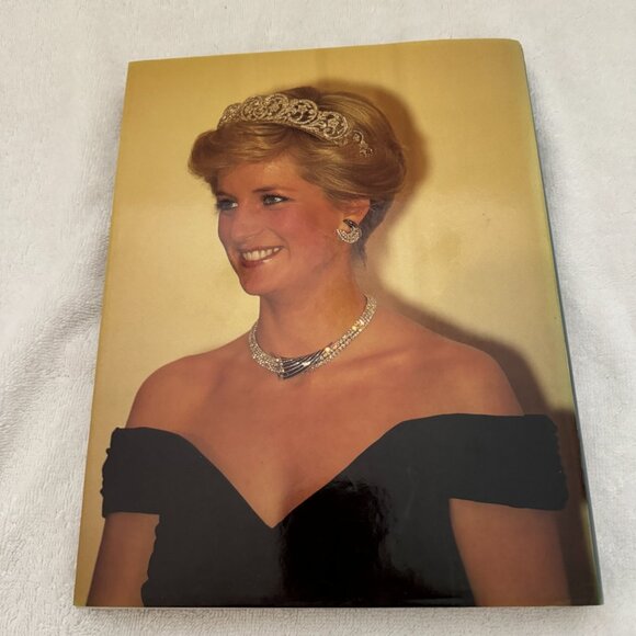 The Royal Jewels, Suzy Menkes - Picture 5 of 5